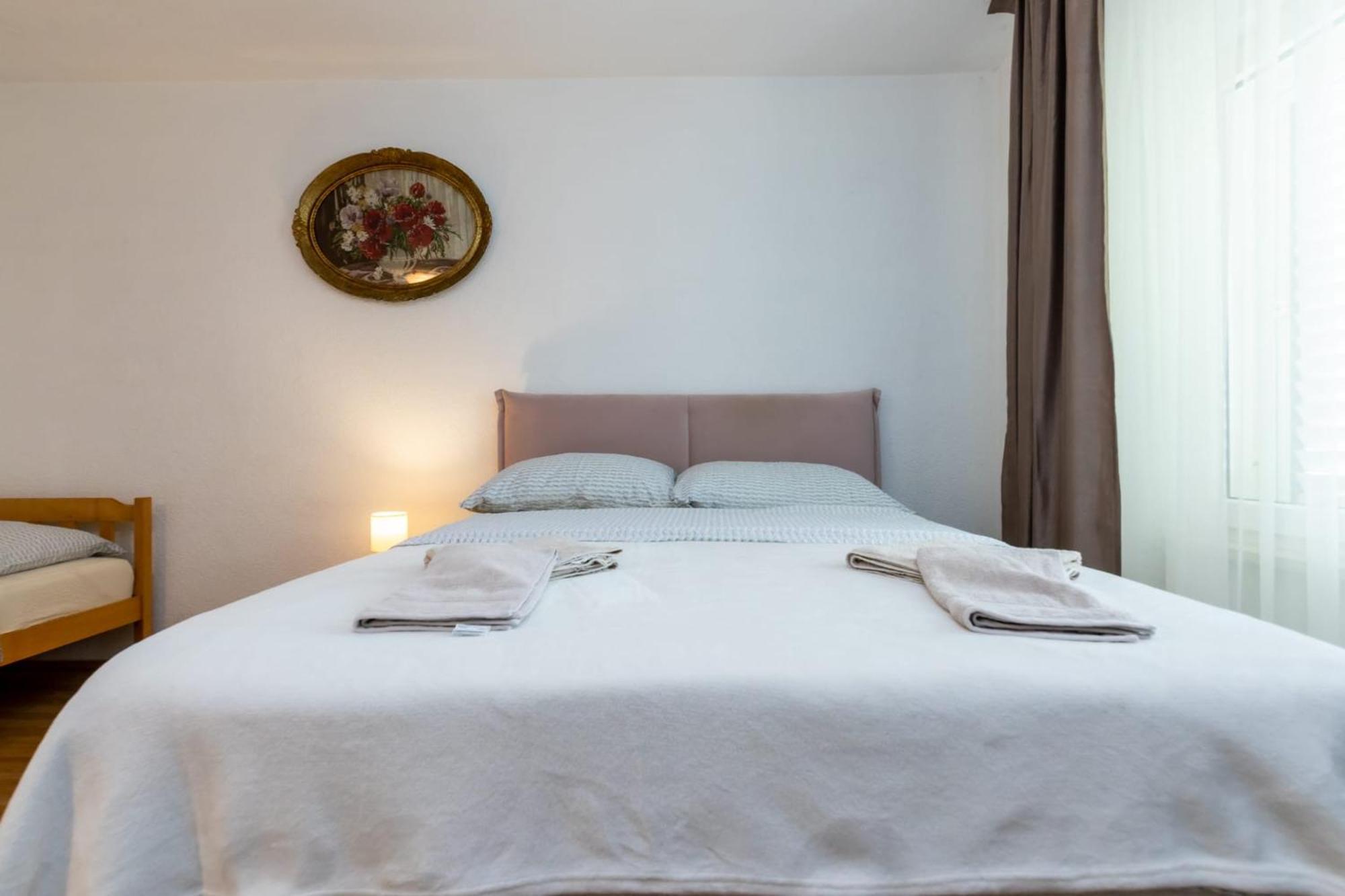 Apartments Dino Kastela Ngoại thất bức ảnh