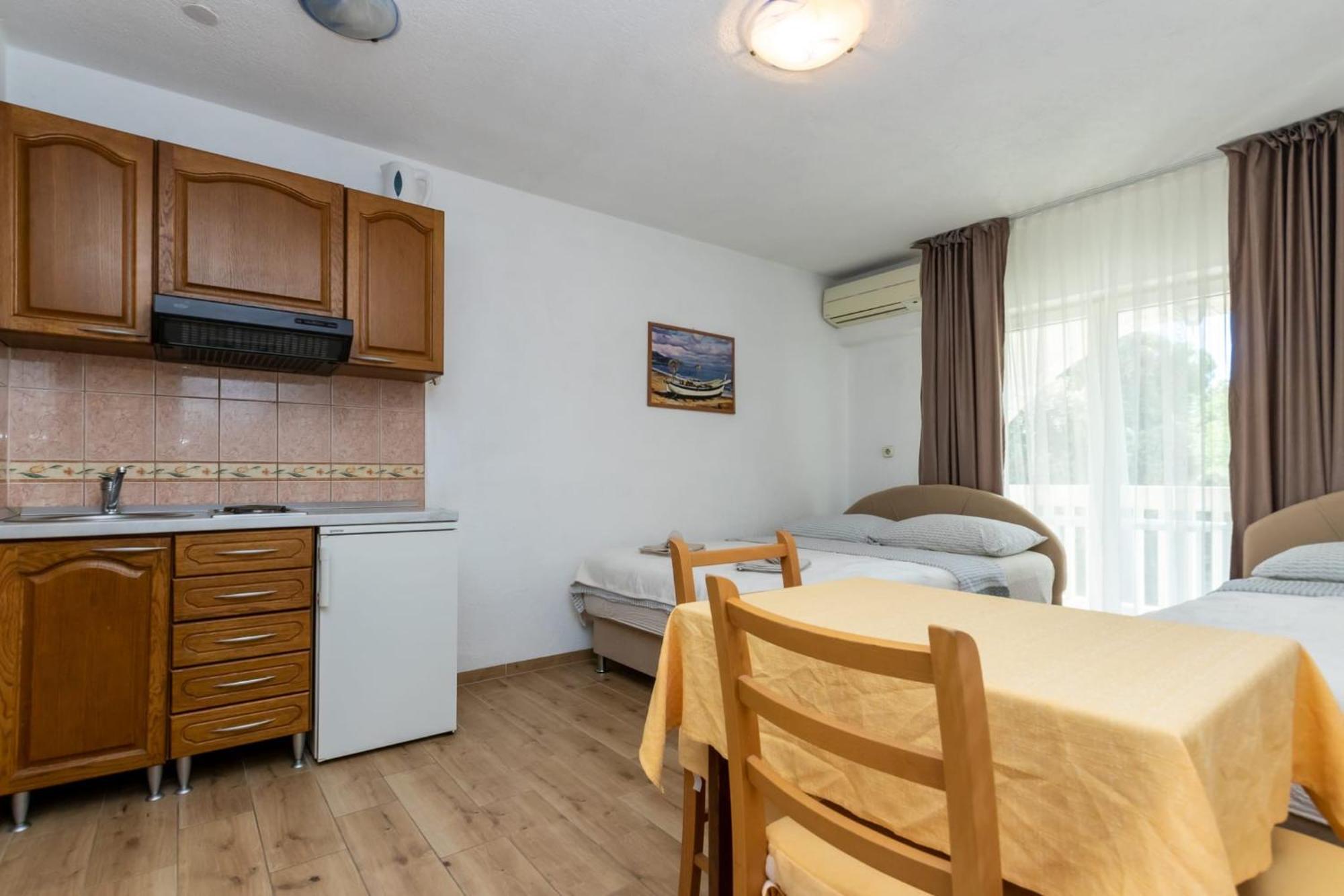 Apartments Dino Kastela Ngoại thất bức ảnh