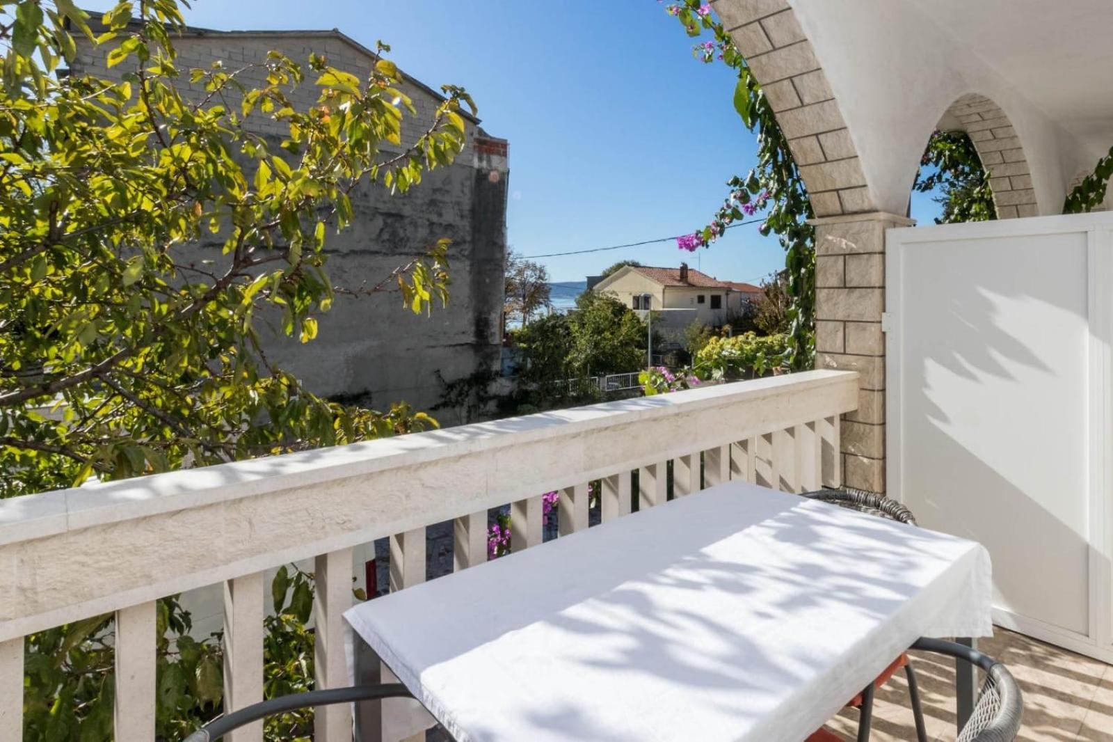 Apartments Dino Kastela Ngoại thất bức ảnh