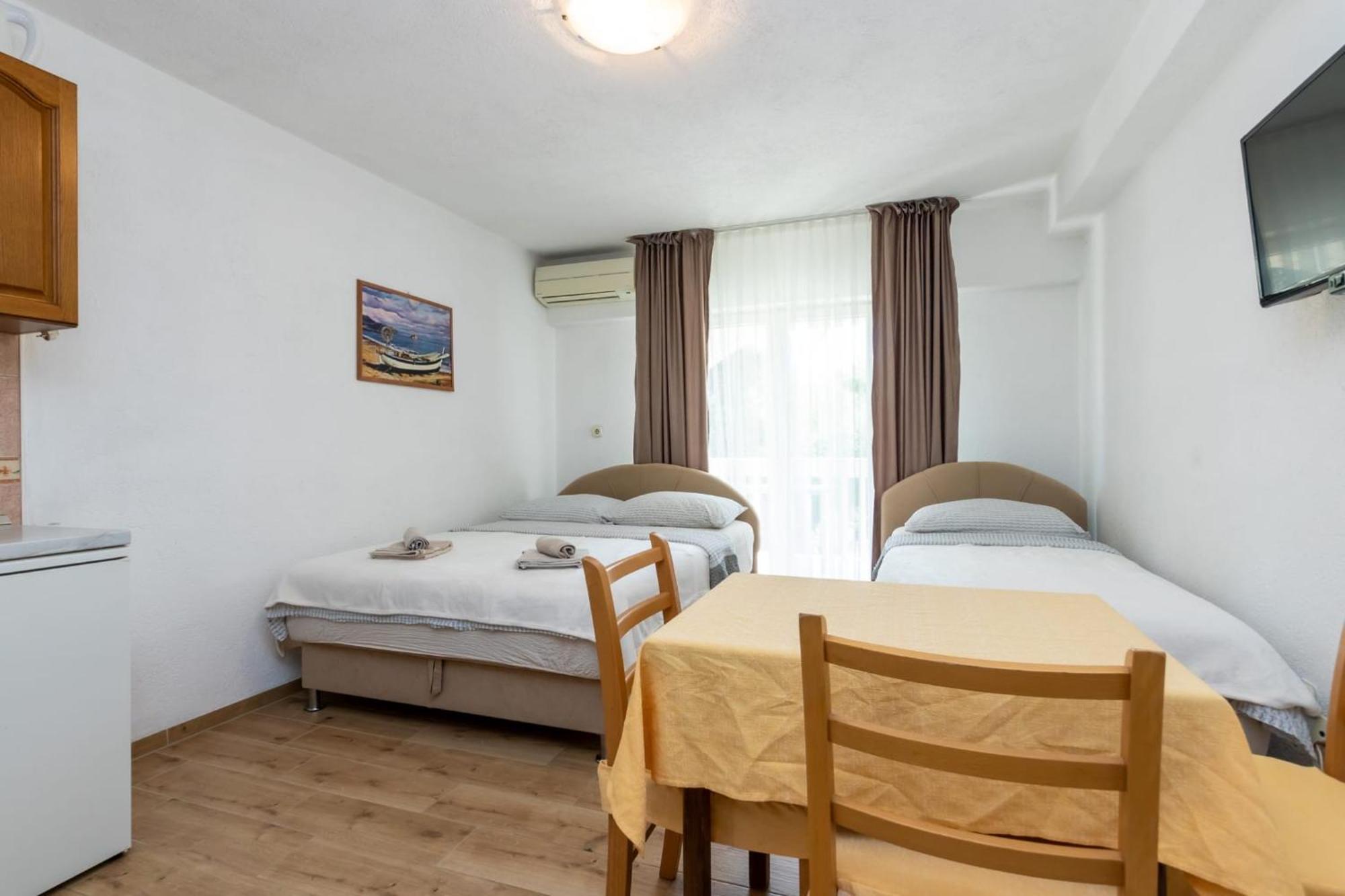 Apartments Dino Kastela Ngoại thất bức ảnh